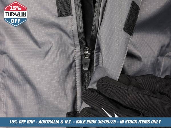 2X-Large Mission Rain Jacket V2 - Black & Grey - Image 3
